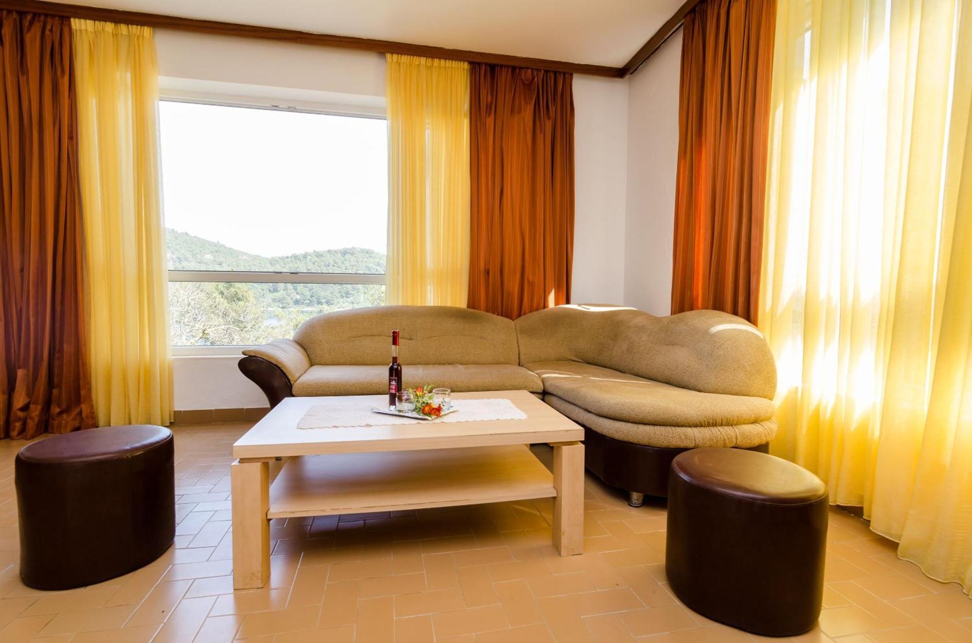 Polače Rooms Karla מראה חיצוני תמונה